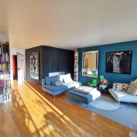 Lovely Artist Apartmán