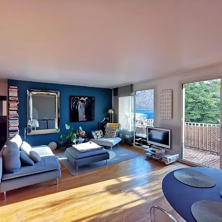 Lovely Artist Apartmán